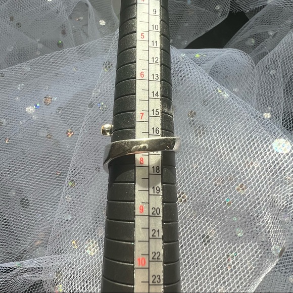 Crystal Cluster Rhinestone Ring - Picture 2 of 3